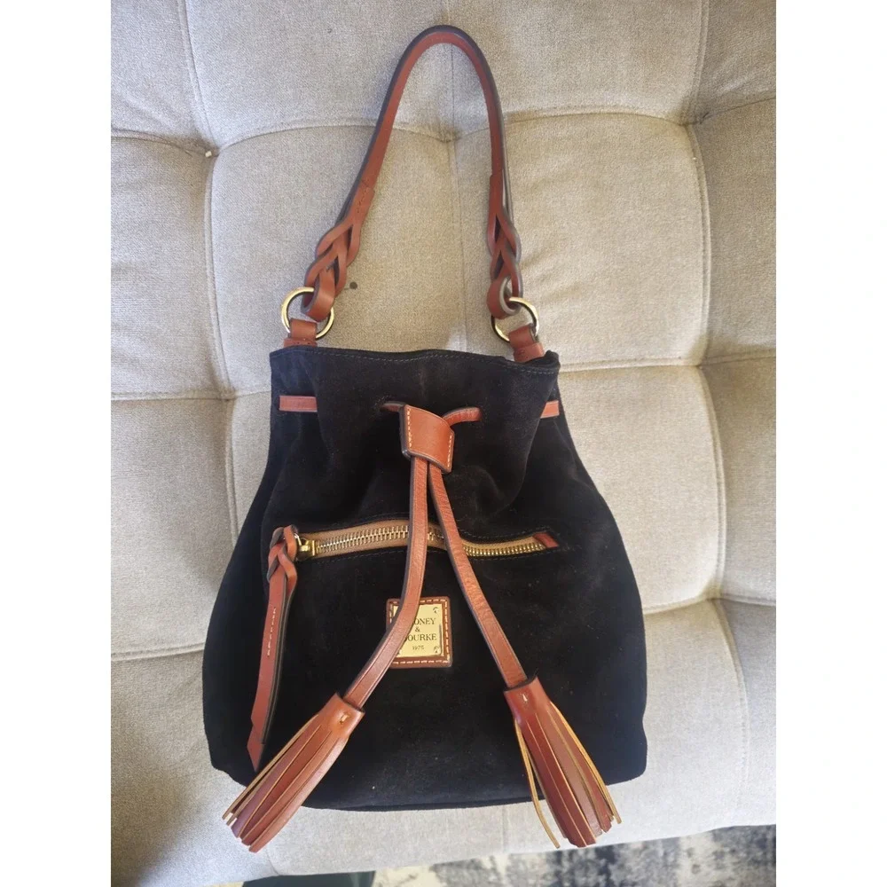 Dooney & Bourke this vintage